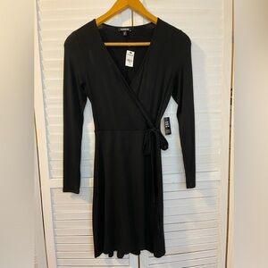 Express Womens Long Sleeve Black Faux Wrap Dress Size XS NWT V-Neck